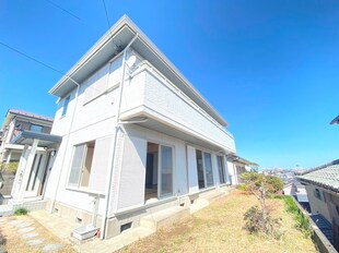 六ツ川戸建の物件外観写真